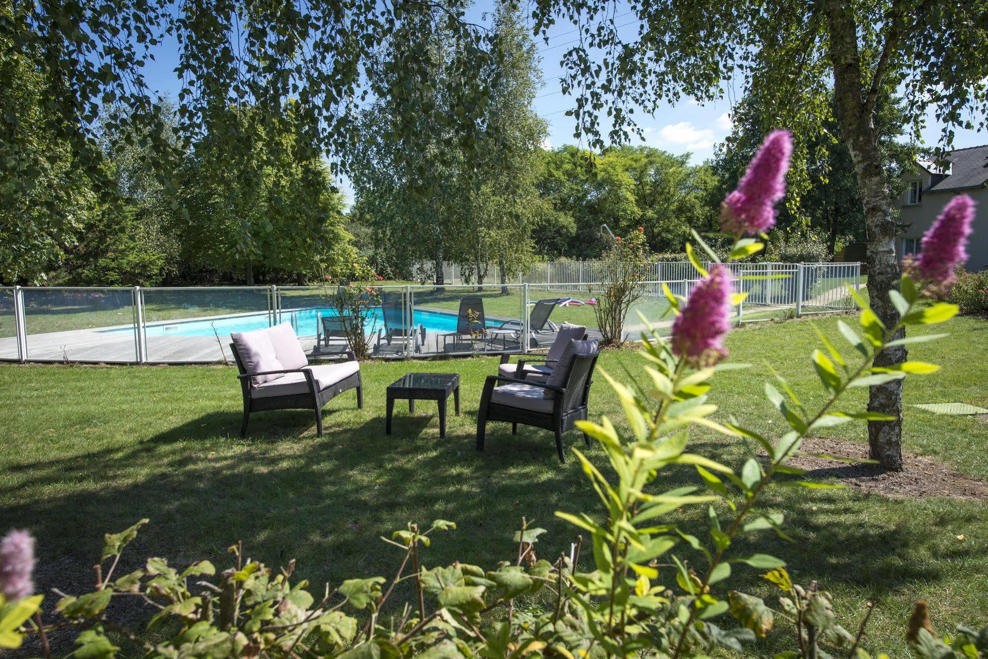 The Originals City, Hotel La Saulaie, Saumur Ouest Doué-la-Fontaine Zewnętrze zdjęcie